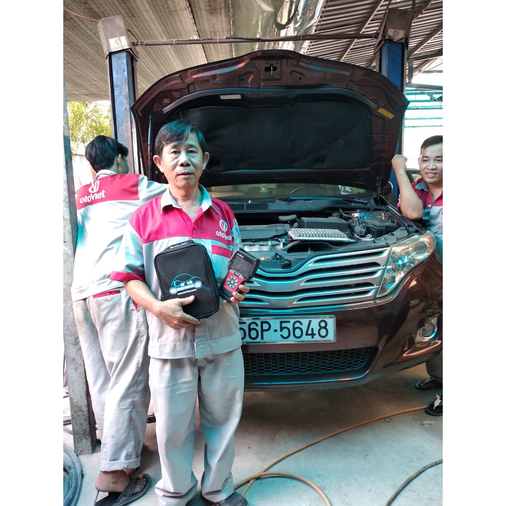 Máy chẩn đoán đọc và xóa lỗi ô tô tiếng Việt Cartek 2