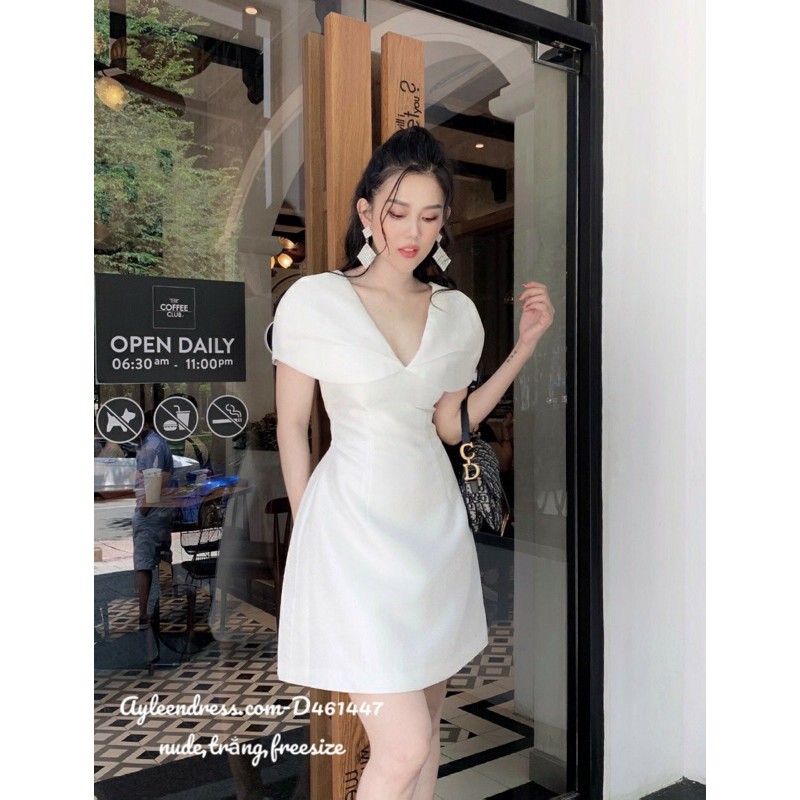 Đầm xoè chữ A kiểu xếp tay xinh đẹp