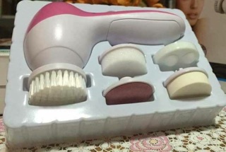 Máy rửa mặt 5in1