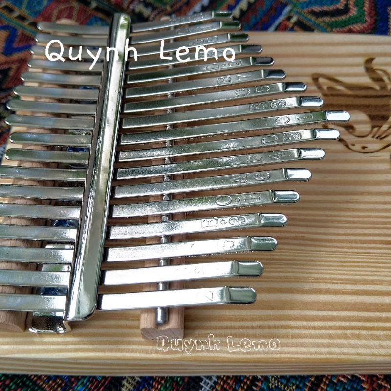 Đàn Kalimba 17 phím hoạ tiết mèo con QUYNHLEMO, Kalimba 17 phím nguyên khối phụ kiện hấp dẫn kèm deal sốc