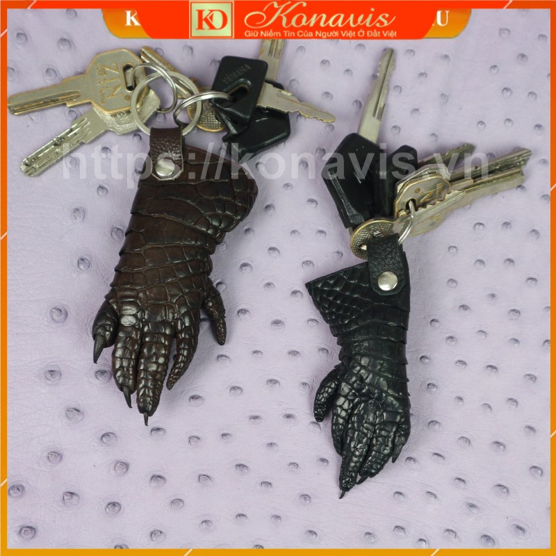Móc khoá da bàn tay cá sấu Konavis làm từ da thật cá sấu - MK01