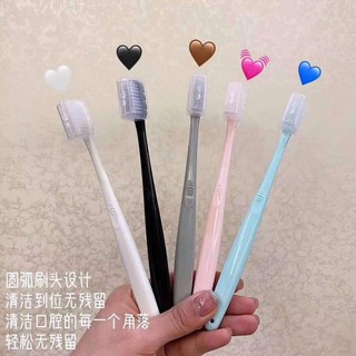 SÉT 10 CHIẾC BÀN CHẢI ĐÁNH RĂNG XUẤT NHẬT-kèm nắp đậy, an toàn, tiện lợi