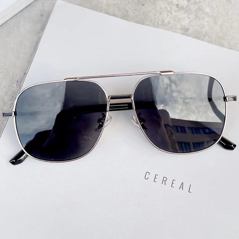 Kính Mát Gọng Kim Loại Phong Cách Thời Trang Châu Âu Chất Lượng Cao