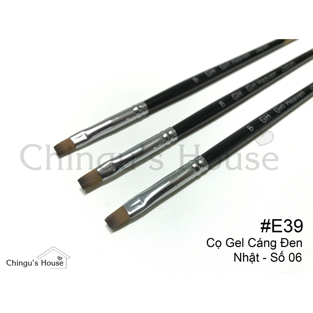 Cọ Đắp Gel Nhật Cáng Đen - Số 06