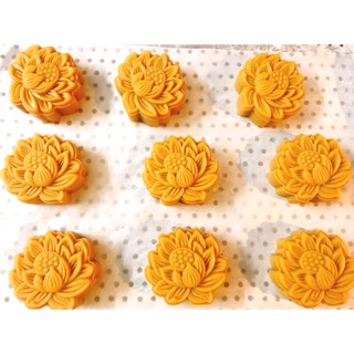 Khuôn bánh trung thu hoa sen, hoa hồng, hoa cúc 3D