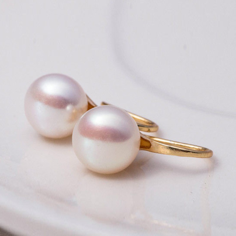 Ladies Korean Style Temperament Pearl Stud Earrings