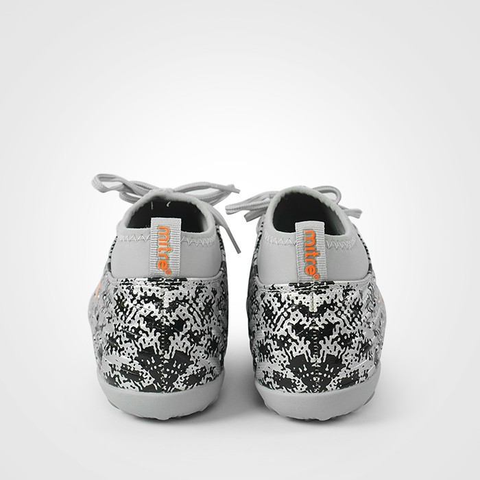 Giày đá bóng Mitre MT170501 - màu bạc