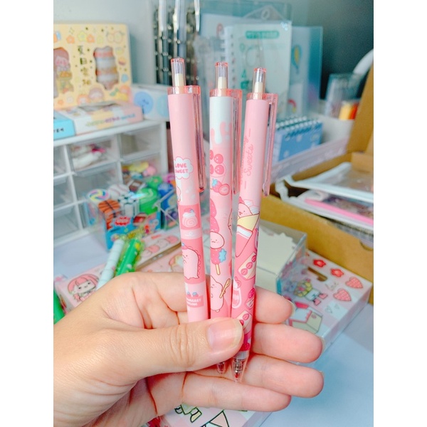 Bút bi gel mực đen
