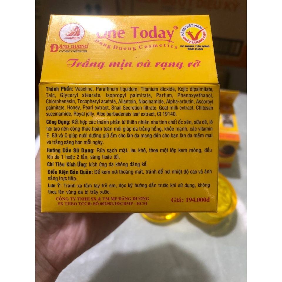 Kem dưỡng trắng da vip ban đem 15g