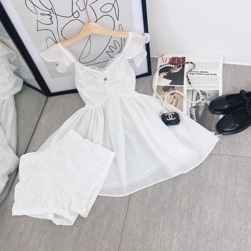 ĐẦM TRẮNG 2S TAY TIÊN NHÍU NGỰC XOÈ PHỒNG KÈM SHORT BÊN TRONG