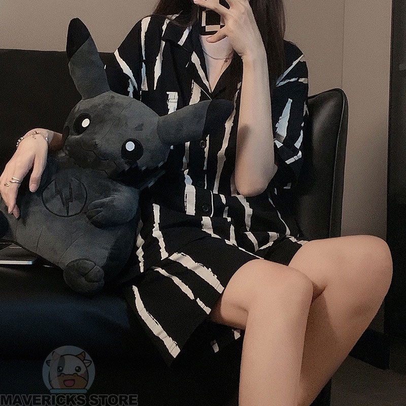 Bộ Đồ Ngủ Pijama Ngắn Tay Họa Tiết Kẻ Sọc Đen Phong Cách Nhật Bản Cho Nữ