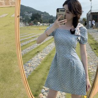 Váy nữ cổ vuông hoa cúc mùa hè kiểu Pháp