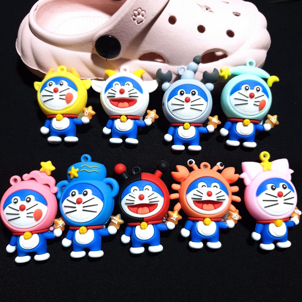 Nút gắn hkdesign/ phụ kiện trang trí/ loại nhựa 4D TO mẫu doremon trang trí dép sục (01 Cái)