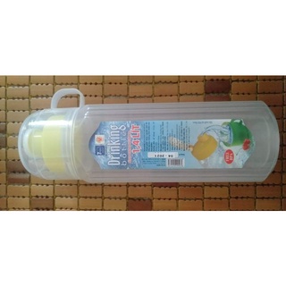 Bình đựng nước PP 1400ml kèm ly.