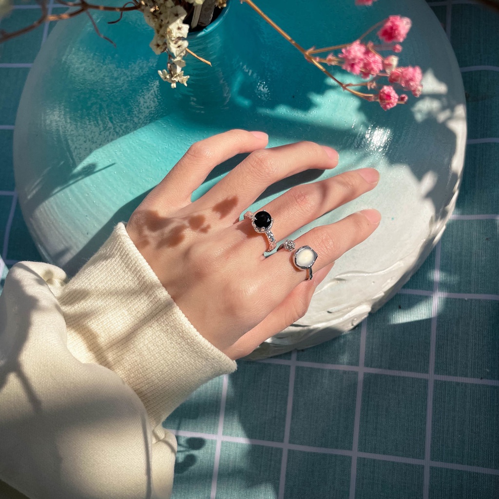 Bán Chạy!Nhẫn Hở Kiểu Dáng Thời Trang Dành Cho NữNhẫn Hở Đính Đá Quý Cao Cấp Không Phai Màu Phong Cách Retro Thời Trang Cá Tính Dành Cho Nữ