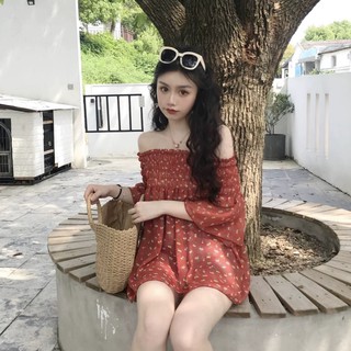Áo trễ vai hoa nhí