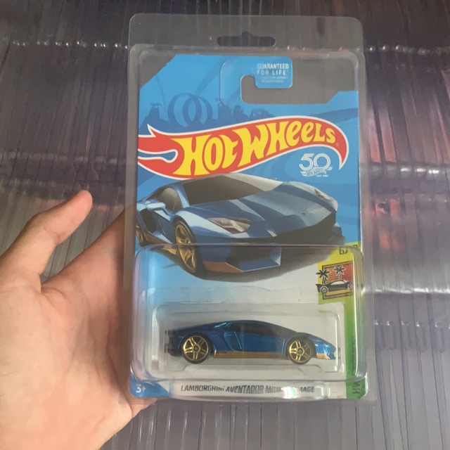 Protect card cho xe mô hình hotwheels