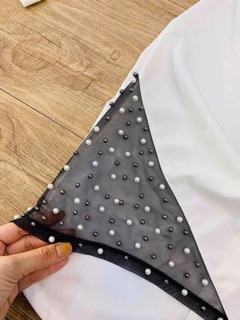 Đầm body phối lưới đính hạt tay dài
