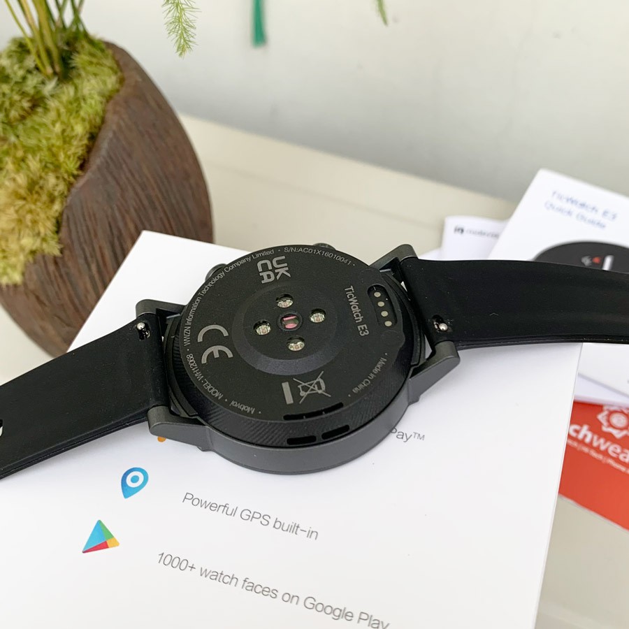 [Mã SKAMCLU9 giảm 10% đơn 100K] Đồng hồ thông minh Ticwatch E3 Snapdragon Wear 4100 quốc tế có Tiếng Việt | Hàng mới ch