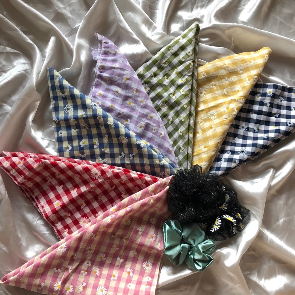 Bandana khăn quàng đầu caro hoa cúc