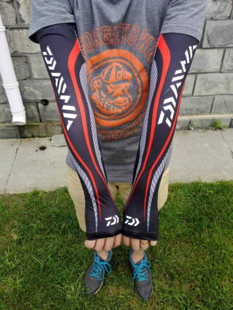 COMBO KHĂN+ỐNG TAY DAIWA 99k