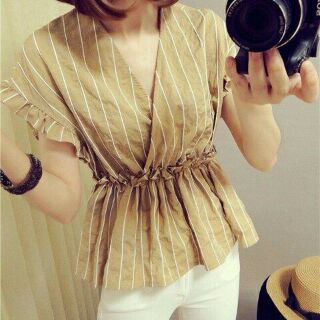 Áo peplum chéo vạt