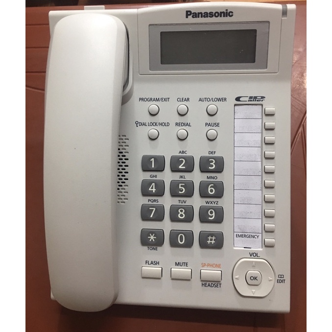 Điện thoại bàn panasonic 880 hiện số.