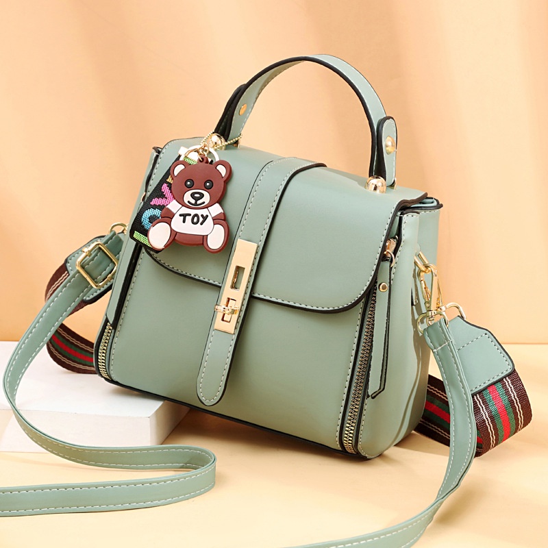 Túi Đeo Vai Hình Vuông Phối Dây Đeo Sợi Xích Bản Rộng Thời Trang Cho Nữ