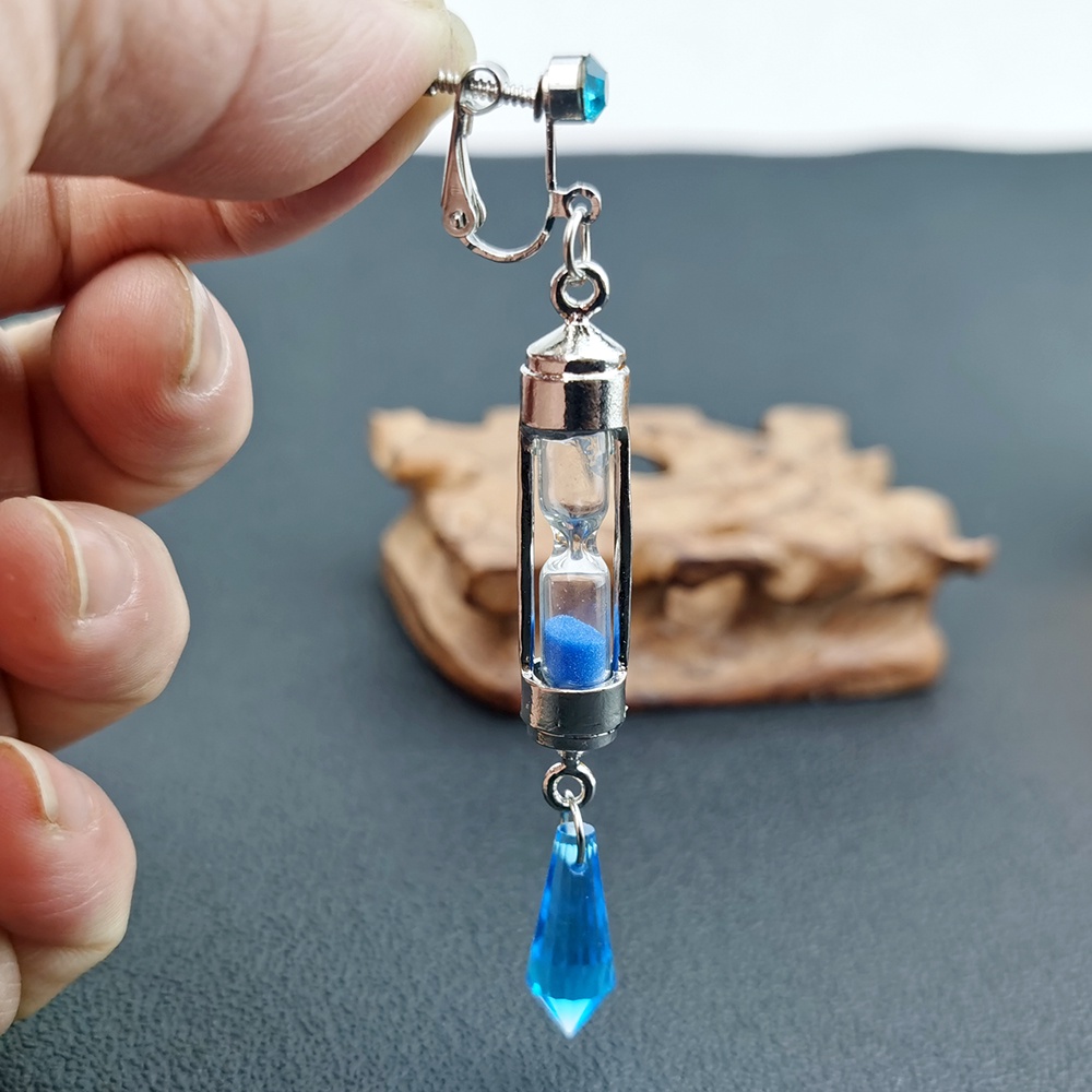 Khuyên Kẹp Vành Tai Hóa Trang Vanitas No Karte