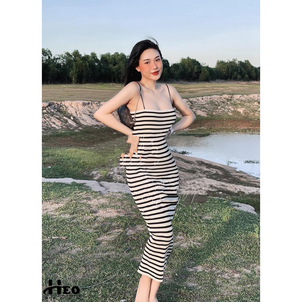 Váy tăm kẻ 2 dây xốp body