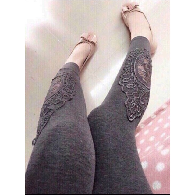 Quần legging Navi thêu ống co dãn
