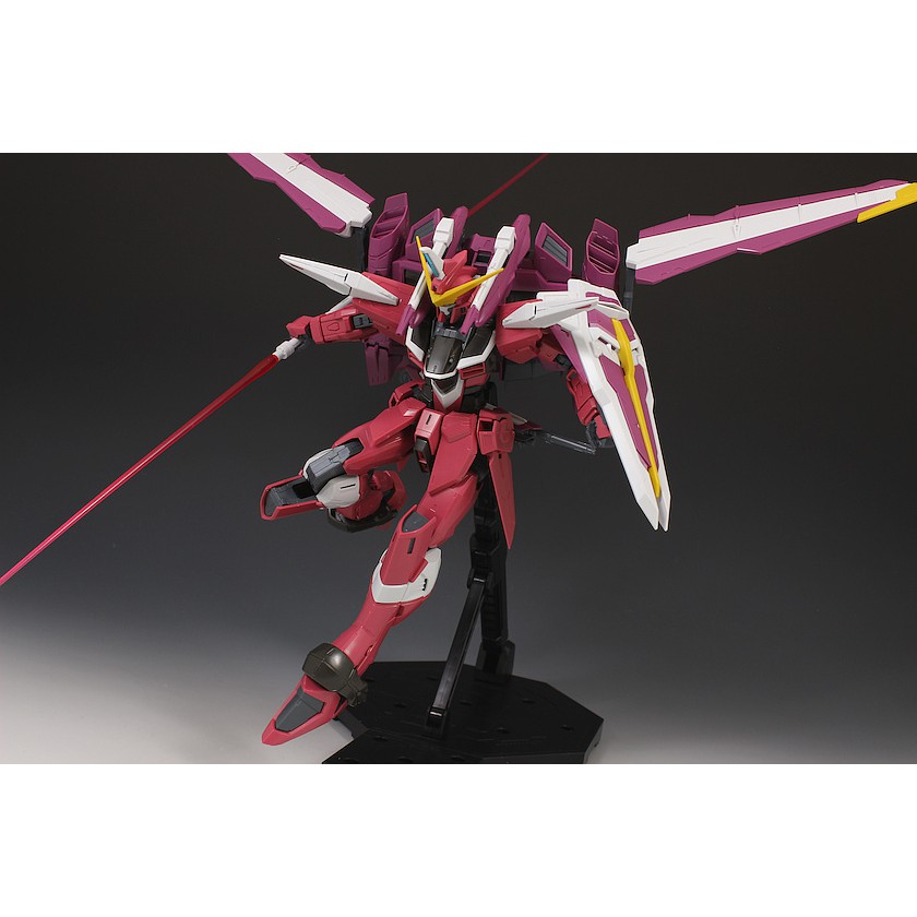 Mô hình lắp ráp Bandai MG 1/100 Justice Gundam