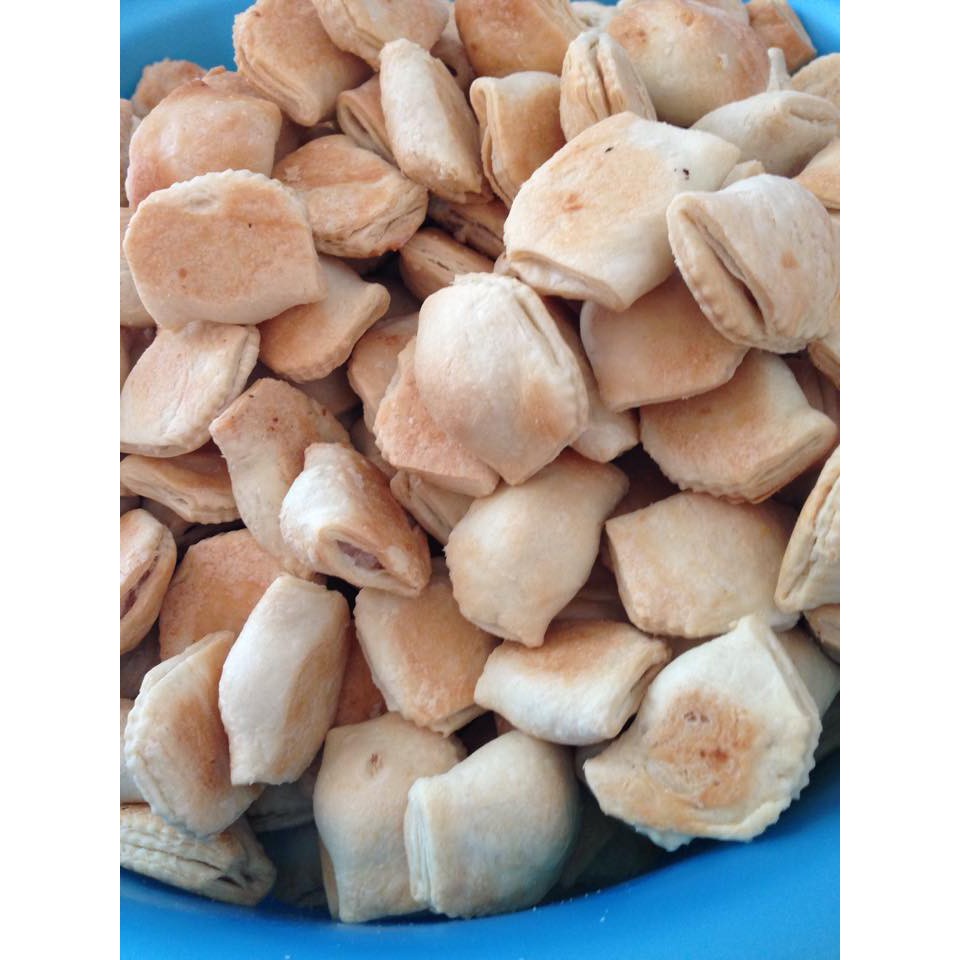 Bánh Quai Vạc Nhân Khóm - Hộp 500g - Đặc Sản Kiên Giang