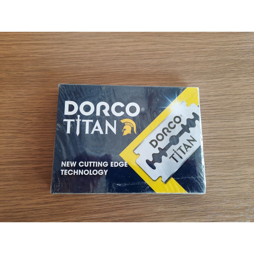 Vỉ 100 lưỡi siêu bén lam DORCO titan