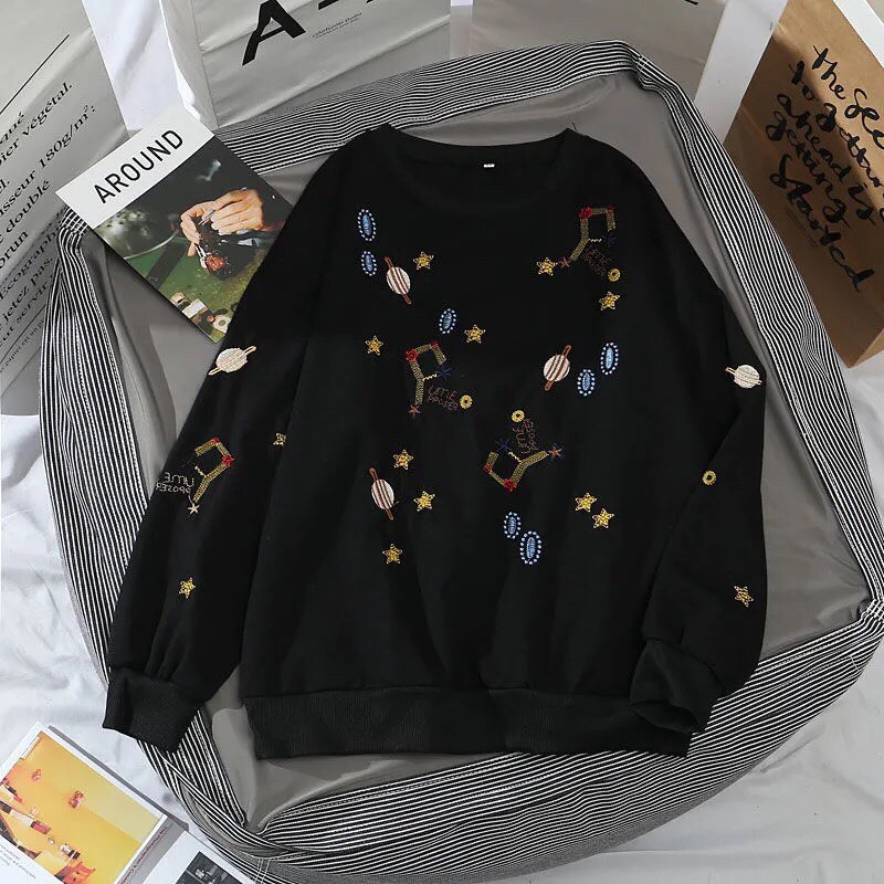 Áo sweater hoạ tiết