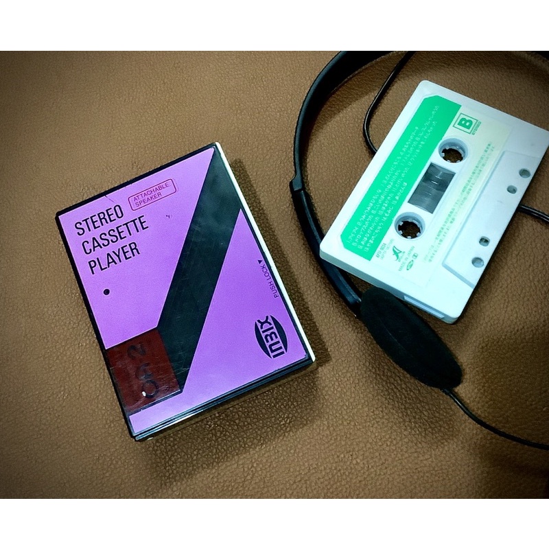 Máy cassette độc lạ INBIX OA-2