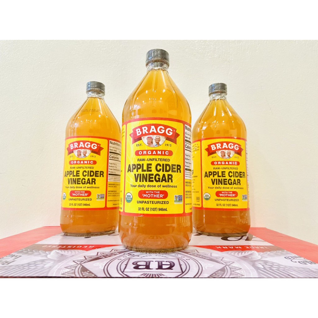 Bộ 2 Chai Giấm Táo Hữu Cơ hiệu Bragg Organic Apple Cider Vinegar - Chai lớn 946ml