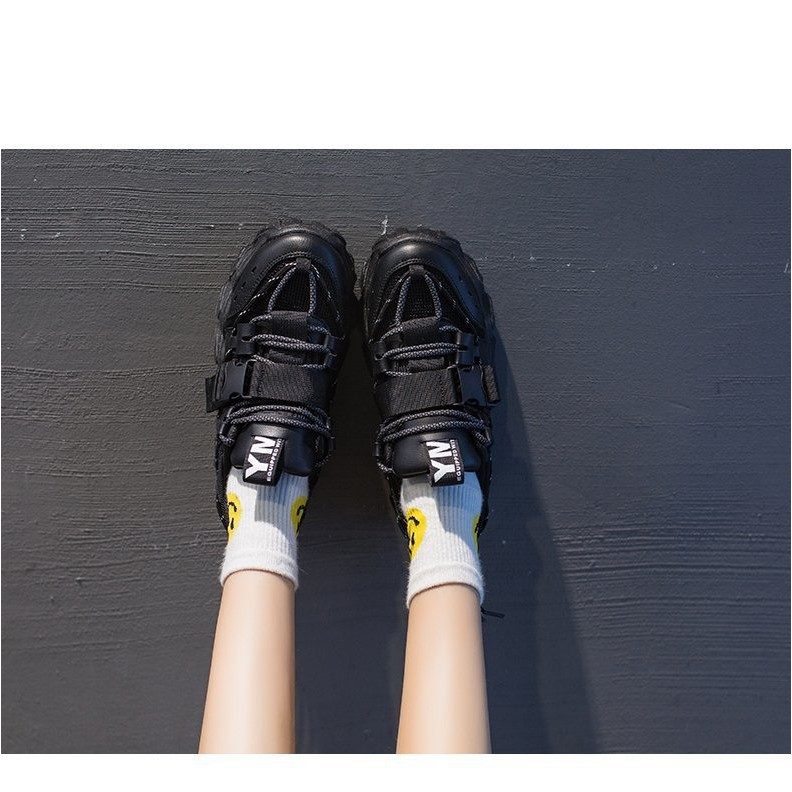 GIÀY THỂ THAO NỮ 1 MÀU. ĐẾ ĐỘN 5 PHÂN, KIỂU DÁNG SANG CHẢNH, CÁ TÍNH, ĂN CHƠI. | BigBuy360 - bigbuy360.vn