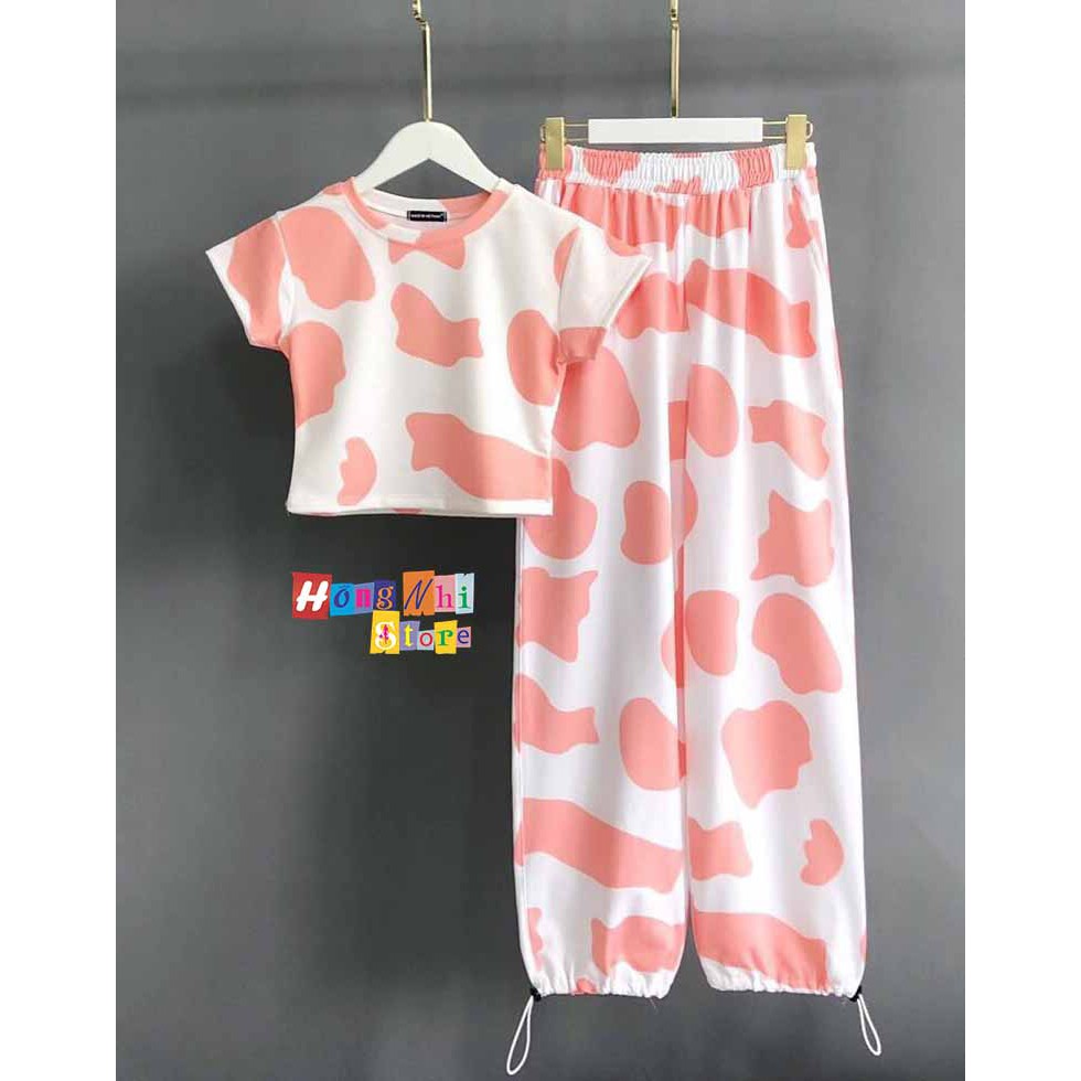 Set Bộ Con Bò Áo Croptop Body Phối Quần Jogger 3D Ulzzang - MM