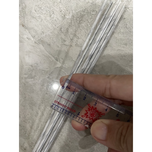 Kẽm giấy số 14- làm cành màu trắng