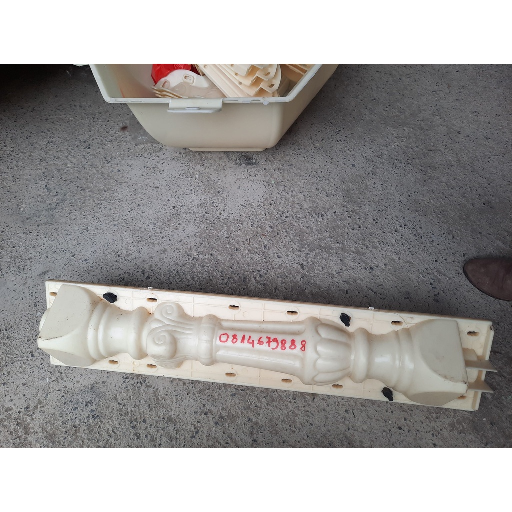 Khuôn Lan Can Tai Xoắn Cao 70 Cm