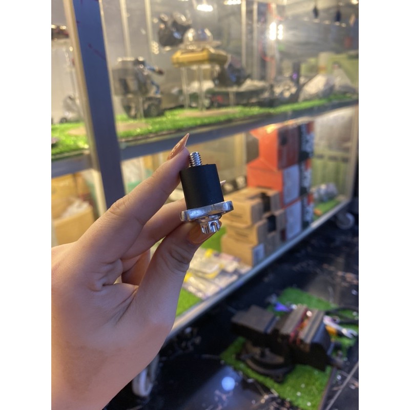 Móc treo đồ inox