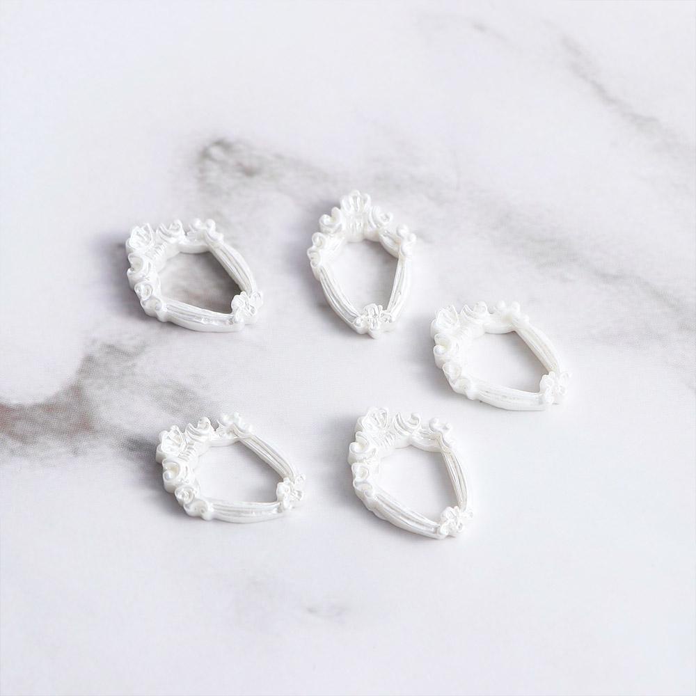 Phụ Kiện Trang Trí Móng Tay 3D Bằng Resin Thời Trang Charms