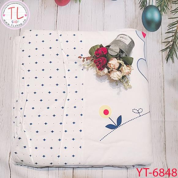 Chăn họa tiết chú gấu đáng yêu cho bé