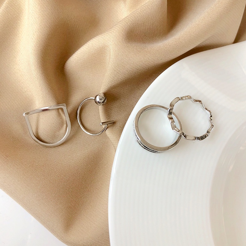 Bộ bốn nhẫn thời trang Hàn Quốc sành điệu cho nữ