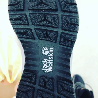 Giày bốt trẻ em hãng Jackwolfskin