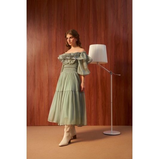 KAIA | Đầm maxi xoè bẹt vai - Misty Off-Shoulder Dress