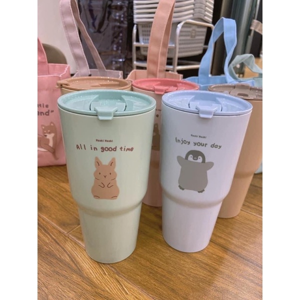 Ly nhựa + túi Moshi Thái
