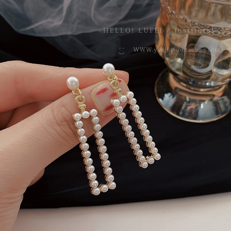 Khuyên tai dáng dài đính ngọc trai giả thời trang Hàn Quốc sang trọng