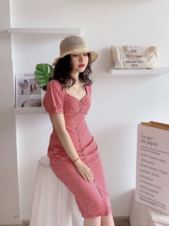 Đầm Caro Nút Gỗ Nhún Ngực